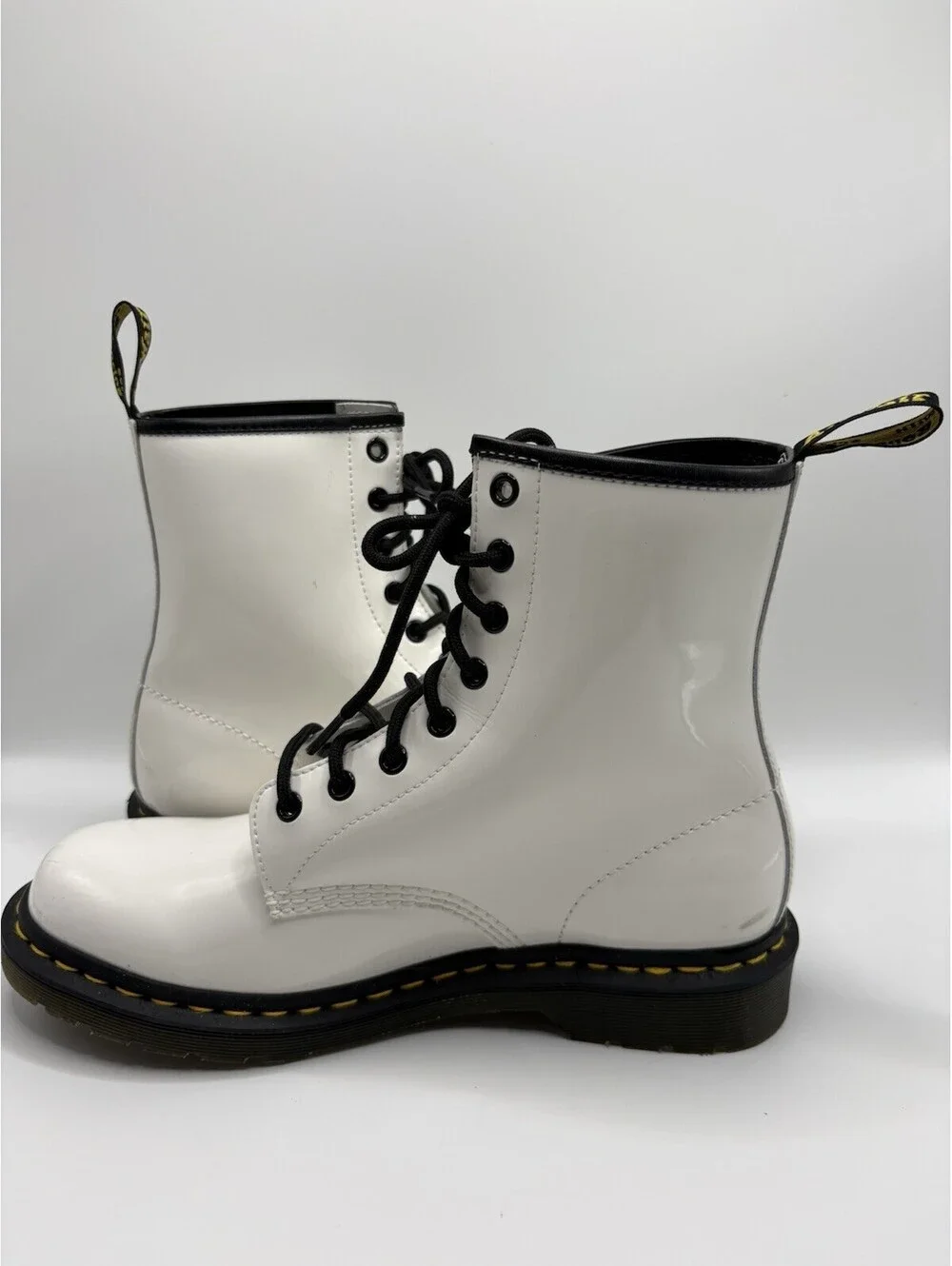 Dr. Martens Boots Womens Sz 10 White Leather Ankle Combat Zavala